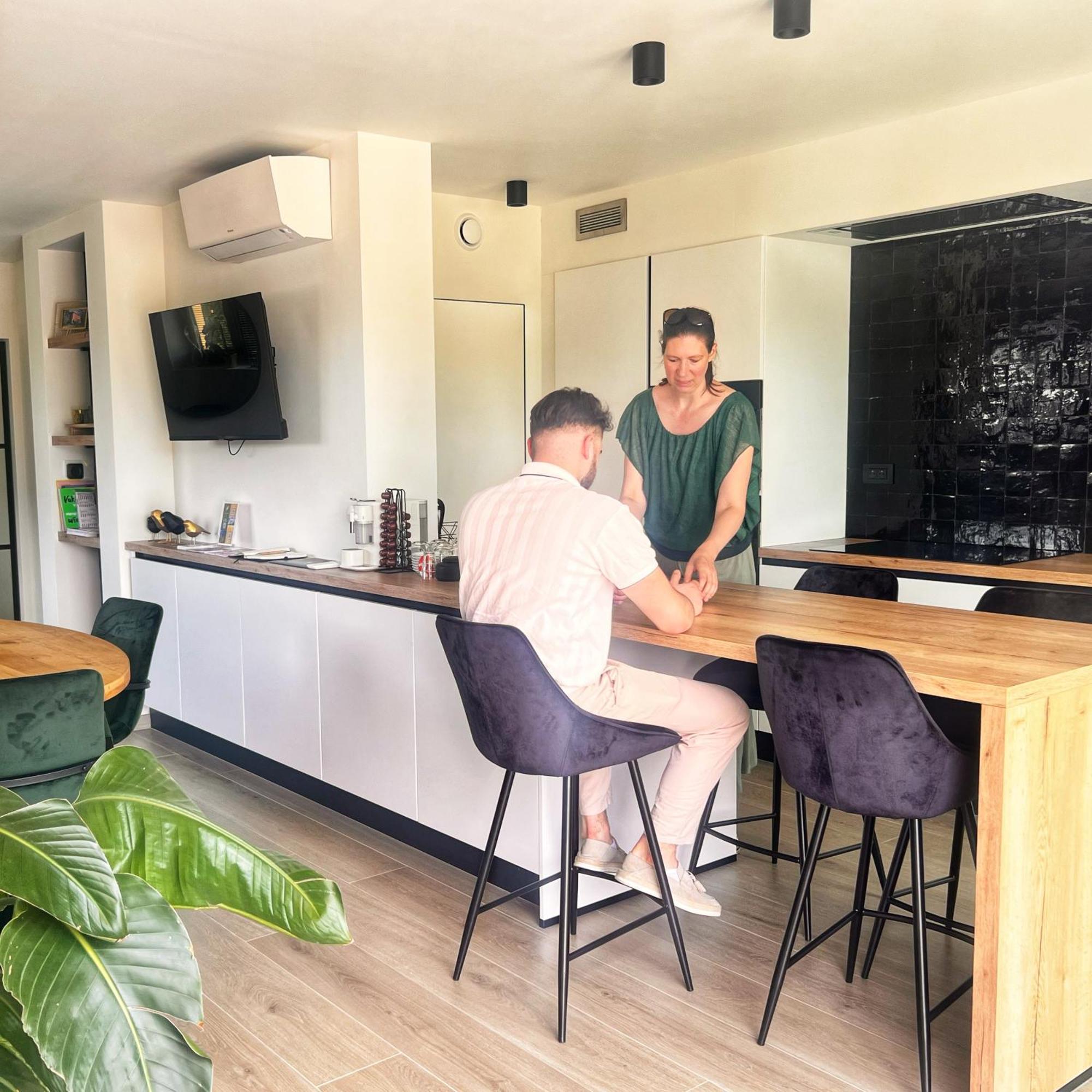 Inova Guesthouse Hasselt Zewnętrze zdjęcie