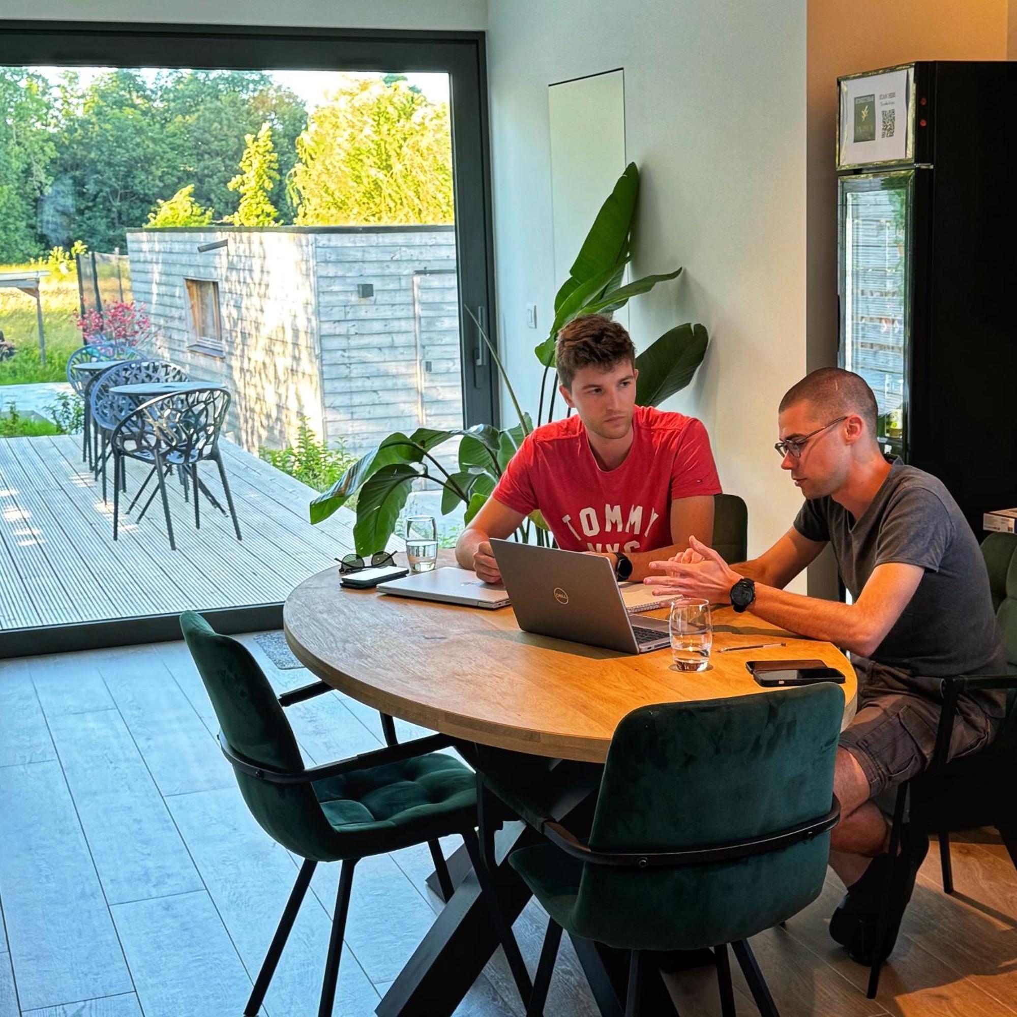 Inova Guesthouse Hasselt Zewnętrze zdjęcie